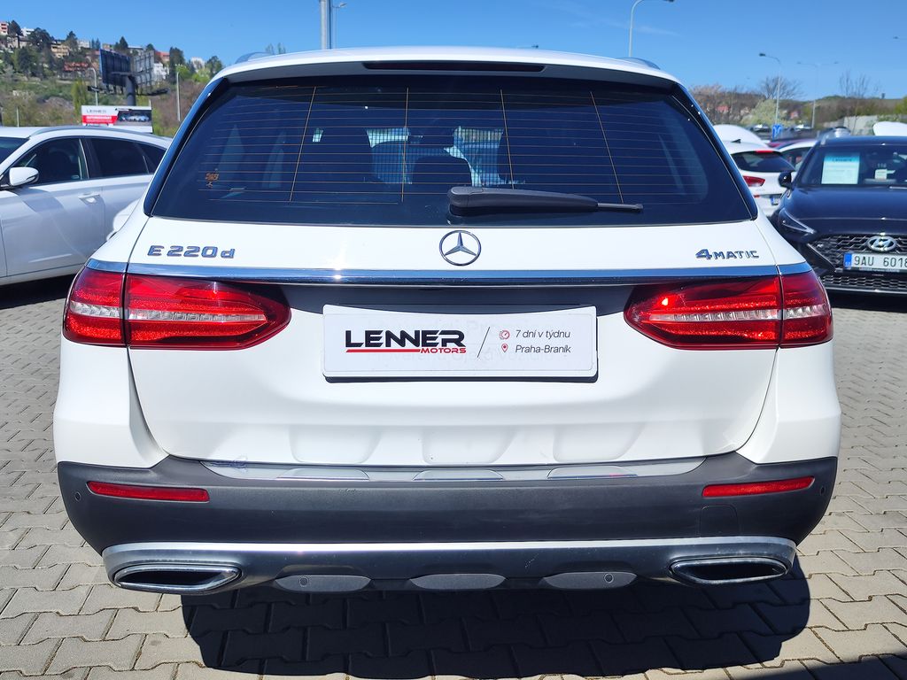 mercedes-benz-tridy-e-e220d-143kw-4matic-all-terrain - 5