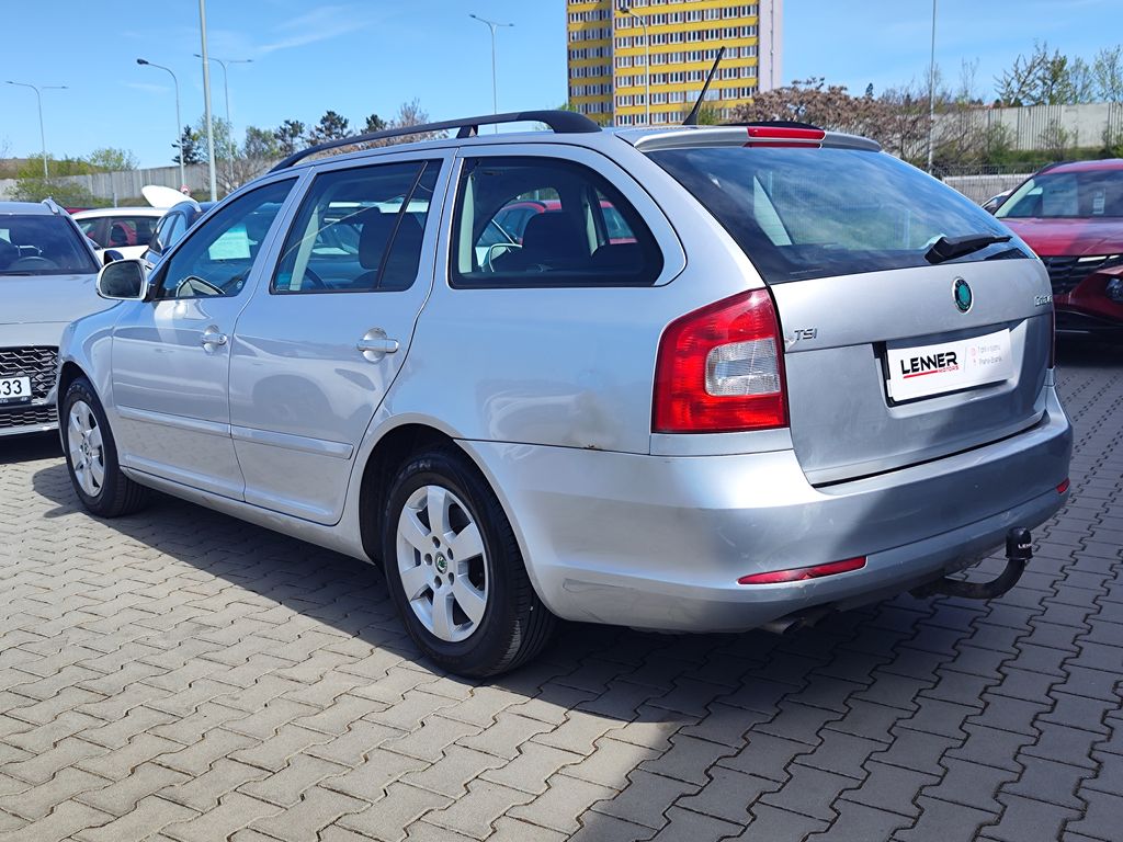 skoda-octavia-1-4-tsi-90kw-ambition - 6
