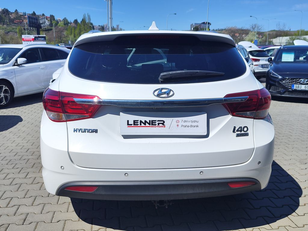 hyundai-i40-1-6-crdi-100kw-success-dct - 5