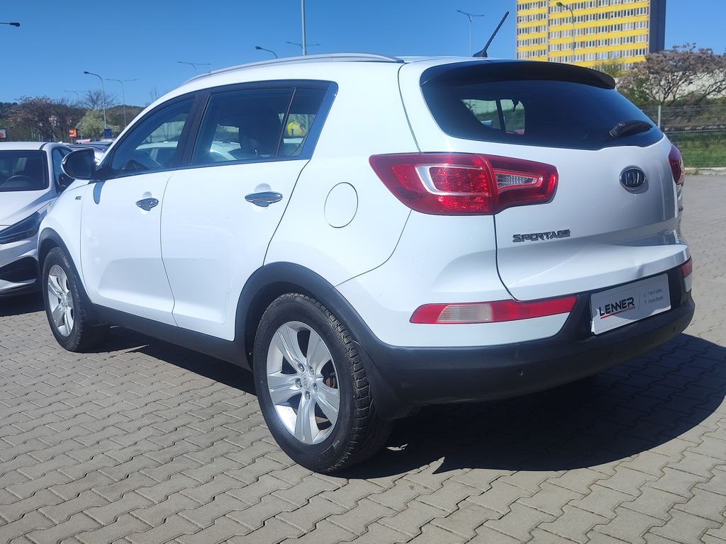 kia-sportage-2-0-crdi-100kw-4x4-cr - 6