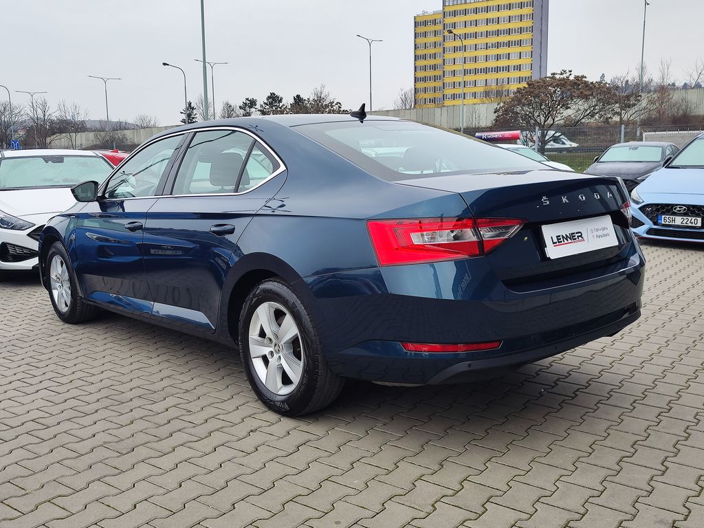 skoda-superb-1-5-tsi-110kw-ambition-dsg - 6