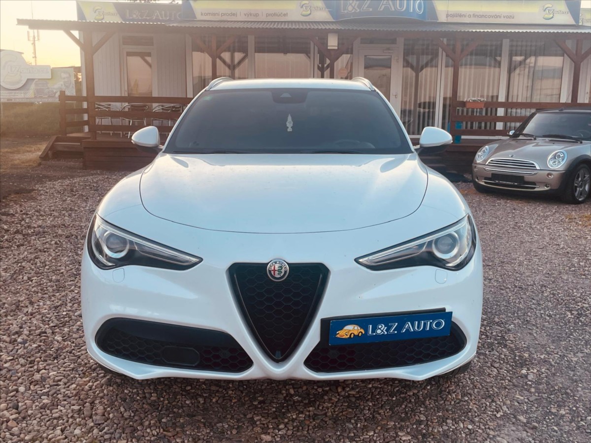 alfa-romeo-stelvio-2-1-jtdm-q4-veloce - 1