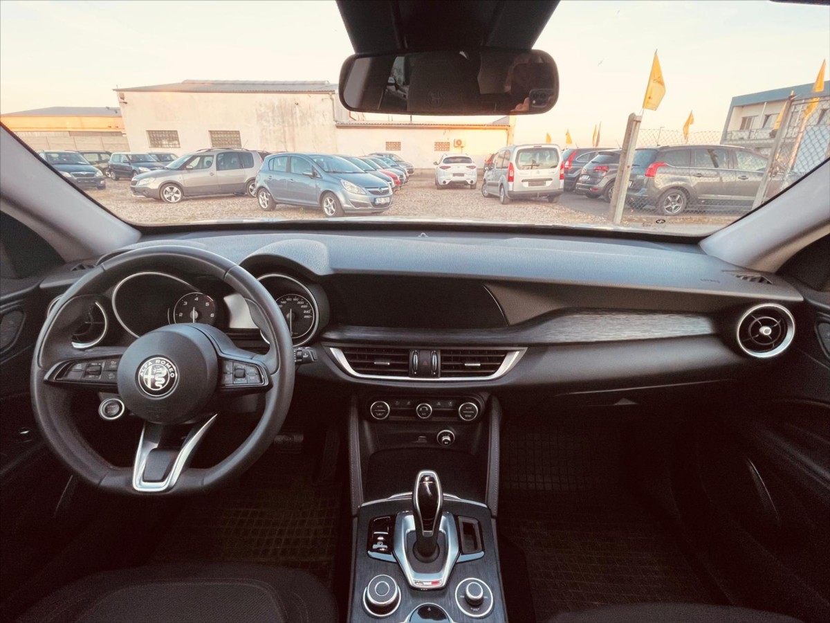 alfa-romeo-stelvio-2-1-jtd - 6