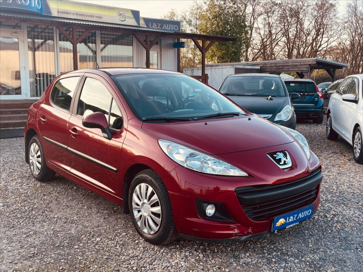 peugeot-207-1-4-i - 2