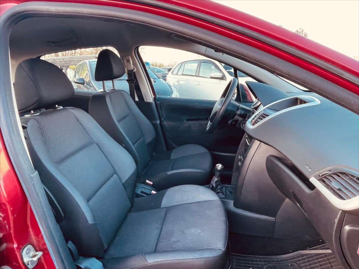 peugeot-207-1-4-i - 9