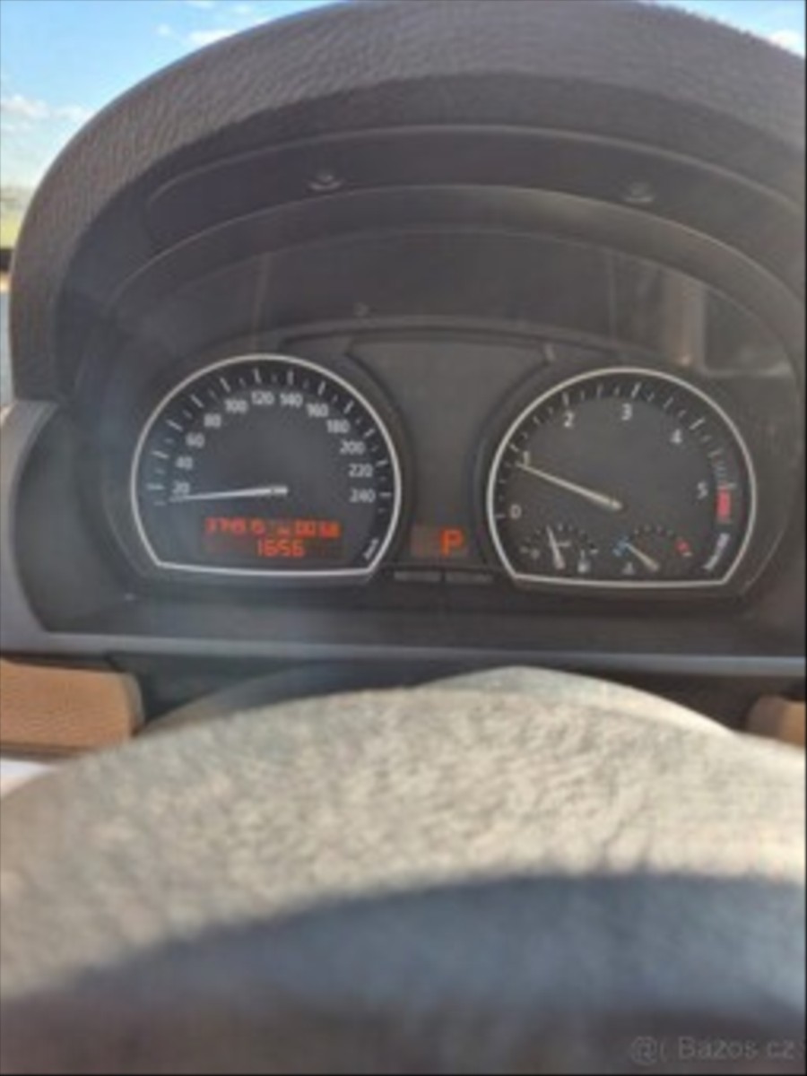 bmw-x3-2-0-d-4x4-automat-vyborny-stav - 6