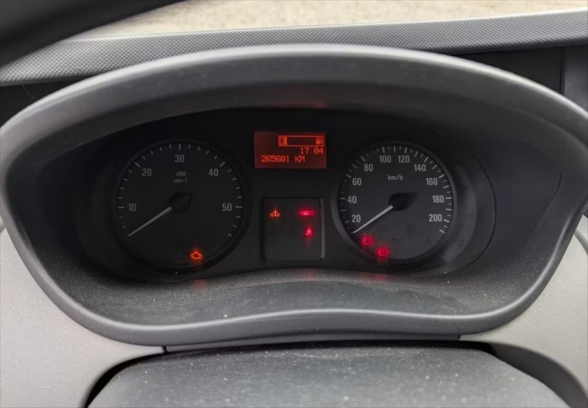 opel-vivaro-2-0-cdti-long-spaci-prestavba - 2