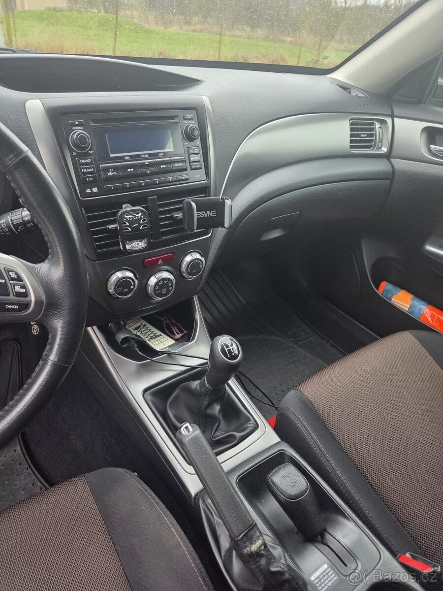 subaru-impreza-2-0-xv - 7