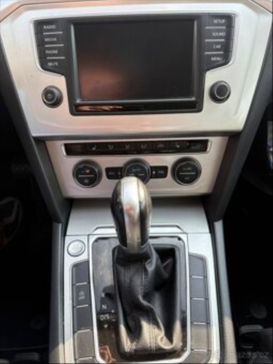 volkswagen-passat-2-0-b8-tdi-110kw - 7