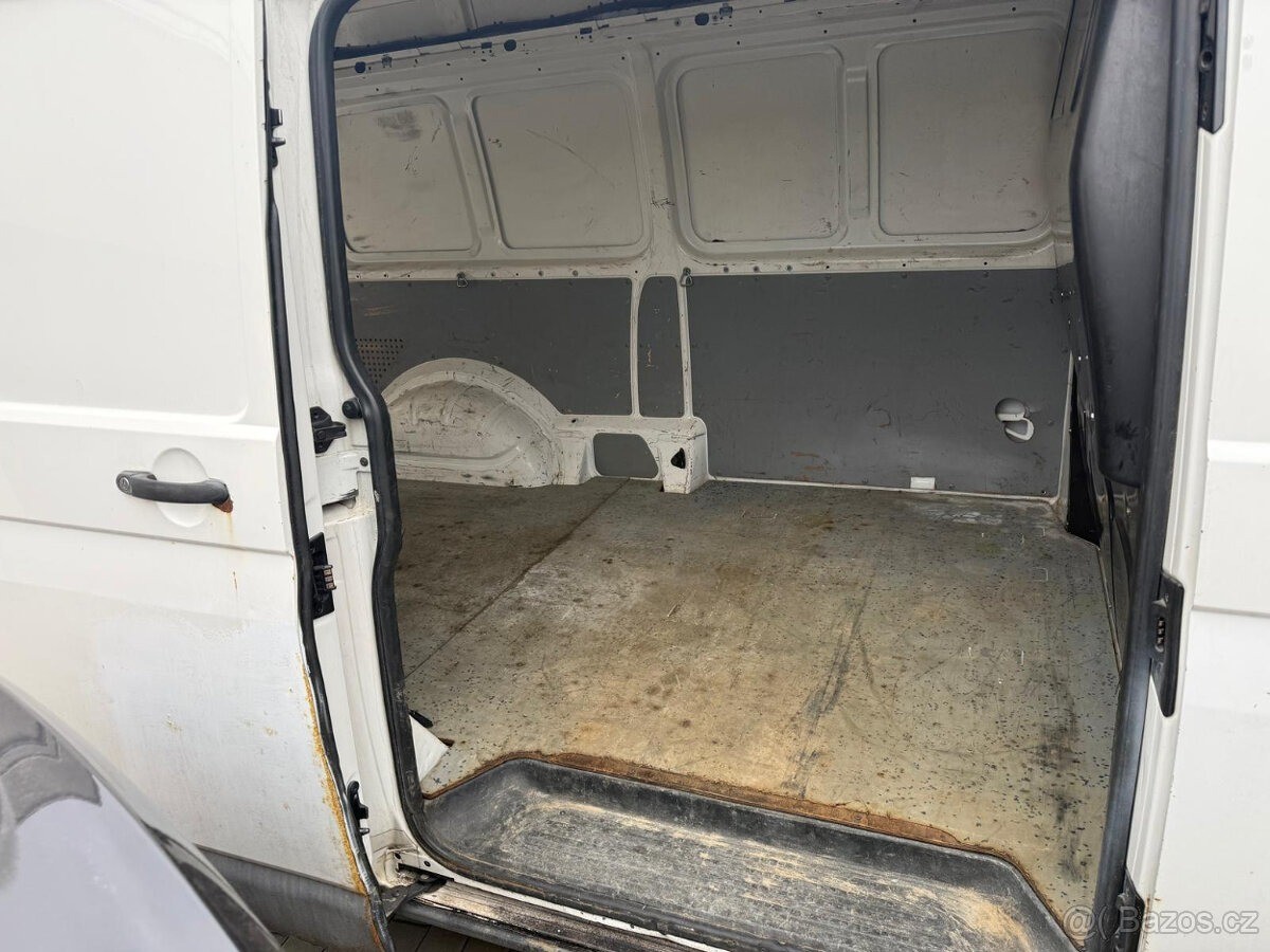 volkswagen-transporter-2-0 - 9