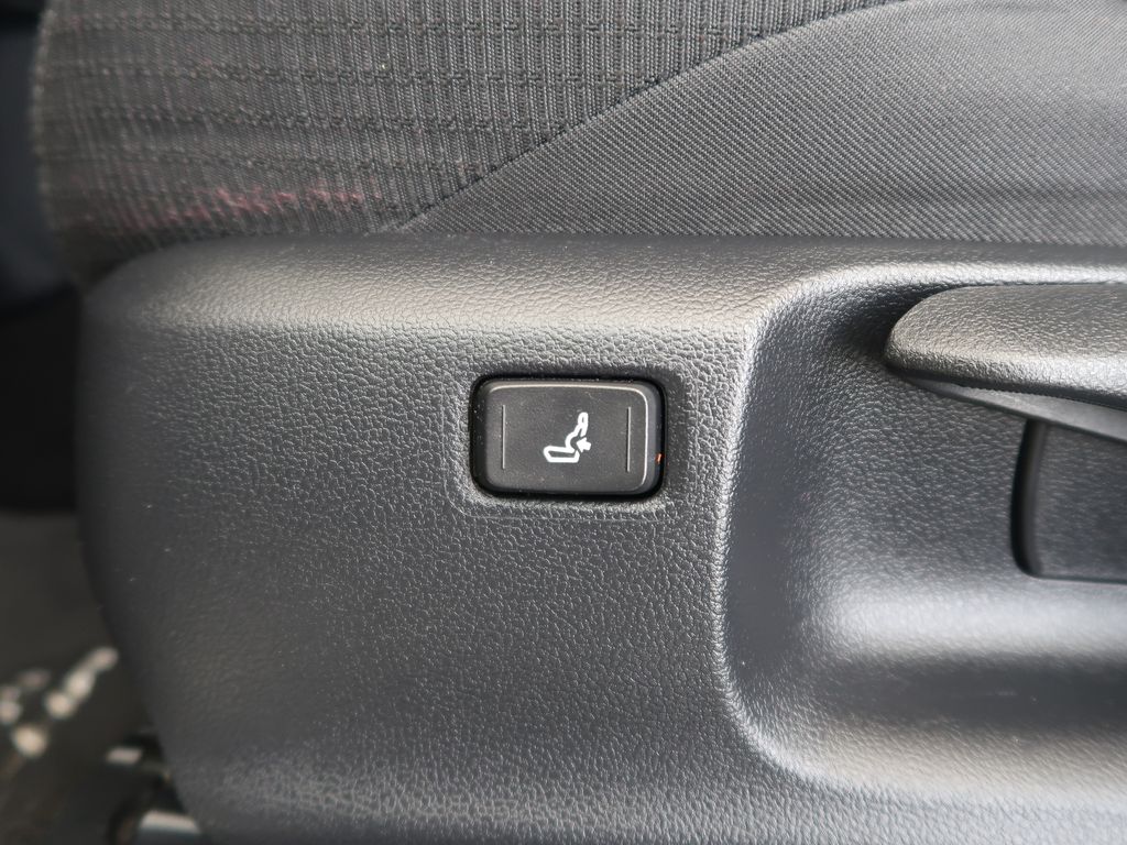 toyota-c-hr-1-8hybrid-cz-1maj-active - 9