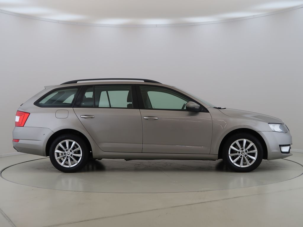 skoda-octavia-1-6tdi-81kw-cz-ambition - 3