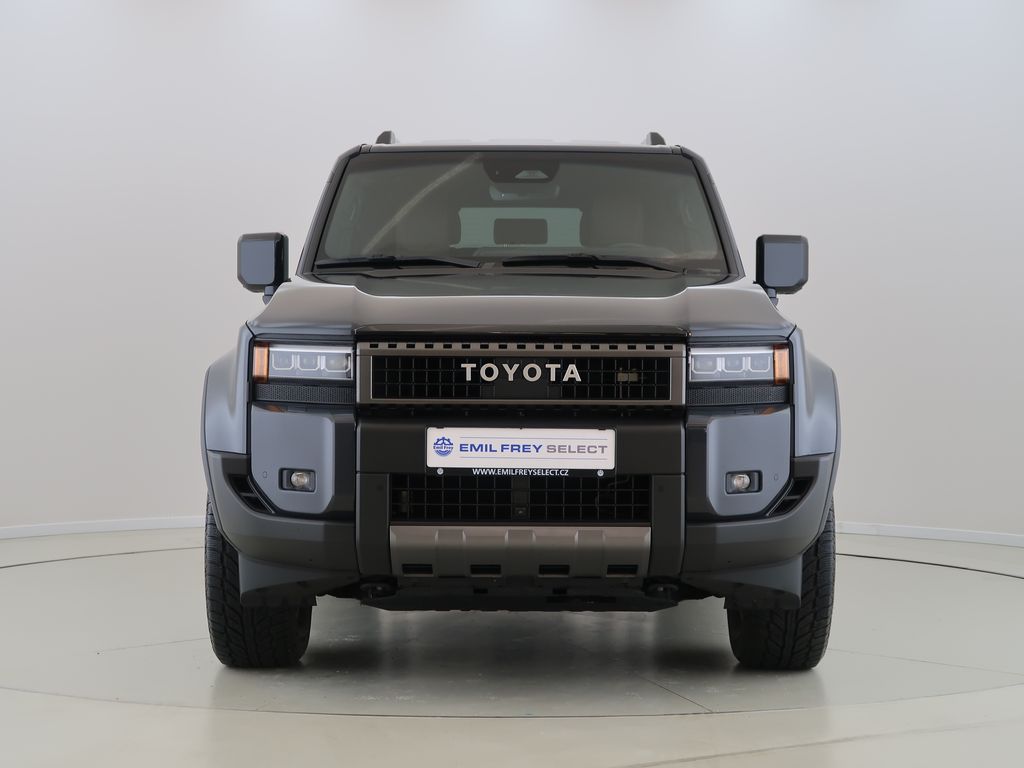 toyota-land-cruiser-2-8diesel-4x4-cz-invincible - 1