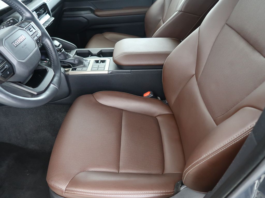 toyota-land-cruiser-2-8diesel-4x4-cz-invincible - 8