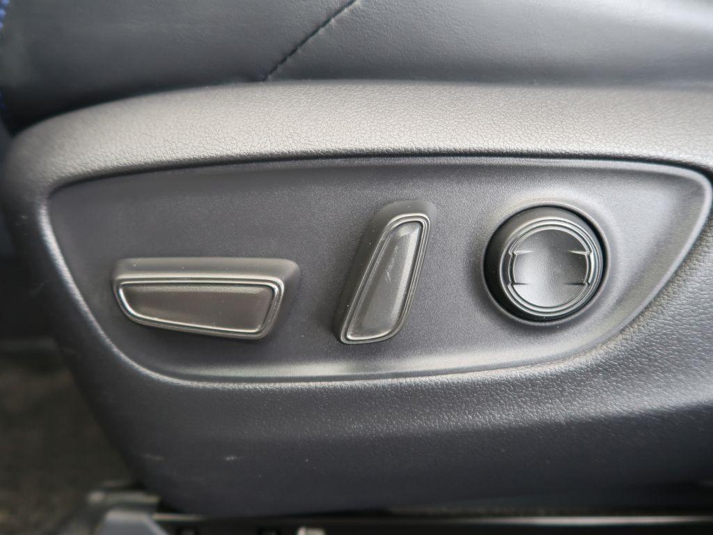 toyota-rav4-2-5hybrid-4x4-1maj-selection - 9