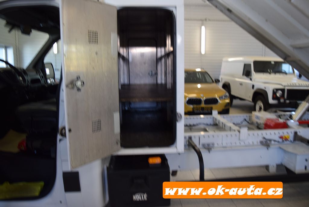 renault-master-2-3-dci-sklapec-41-000-km-dph - 9
