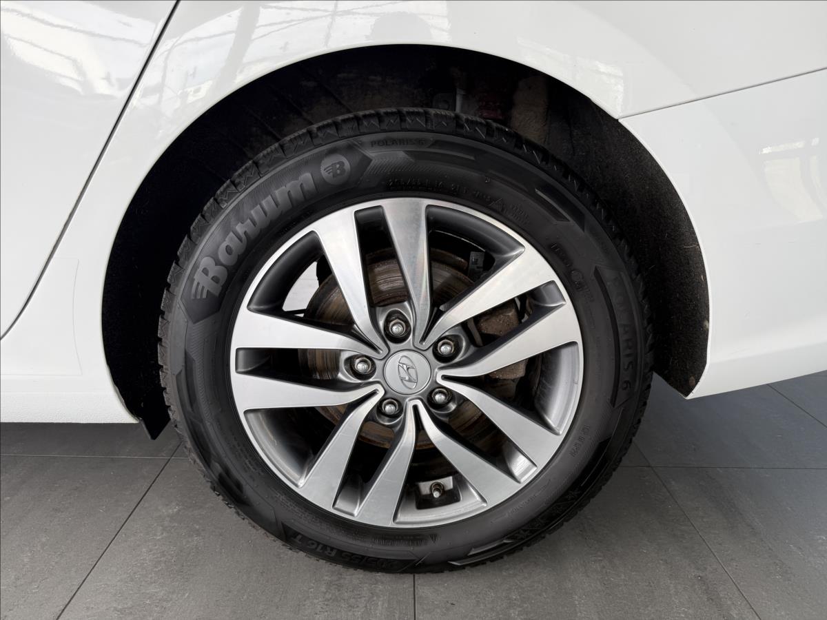 hyundai-i30-1-4-tgdi-103kw-go-cr-serviska - 6