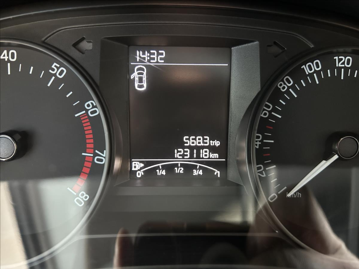 skoda-fabia-1-2-tsi-serviska-2-majitel - 9