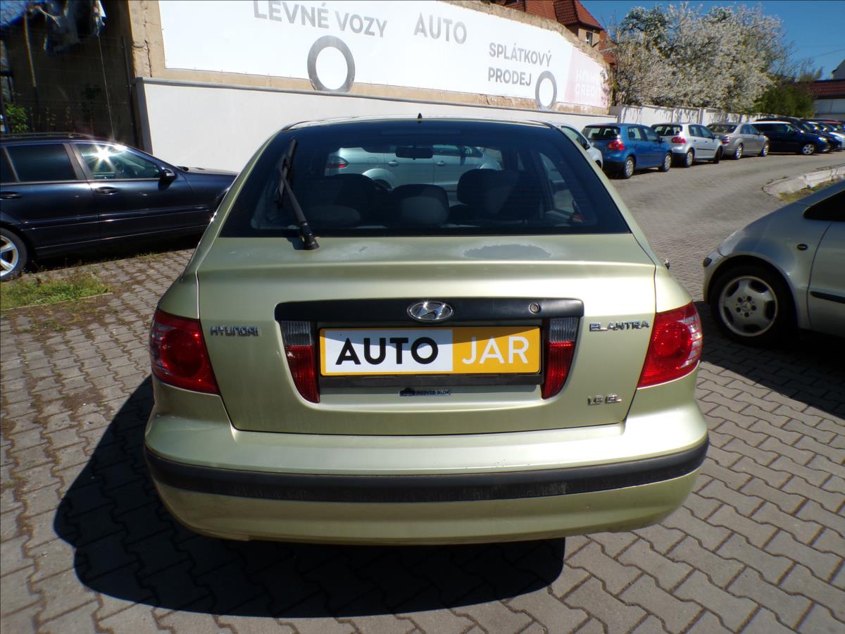 hyundai-elantra-1-6-16v-klima - 5