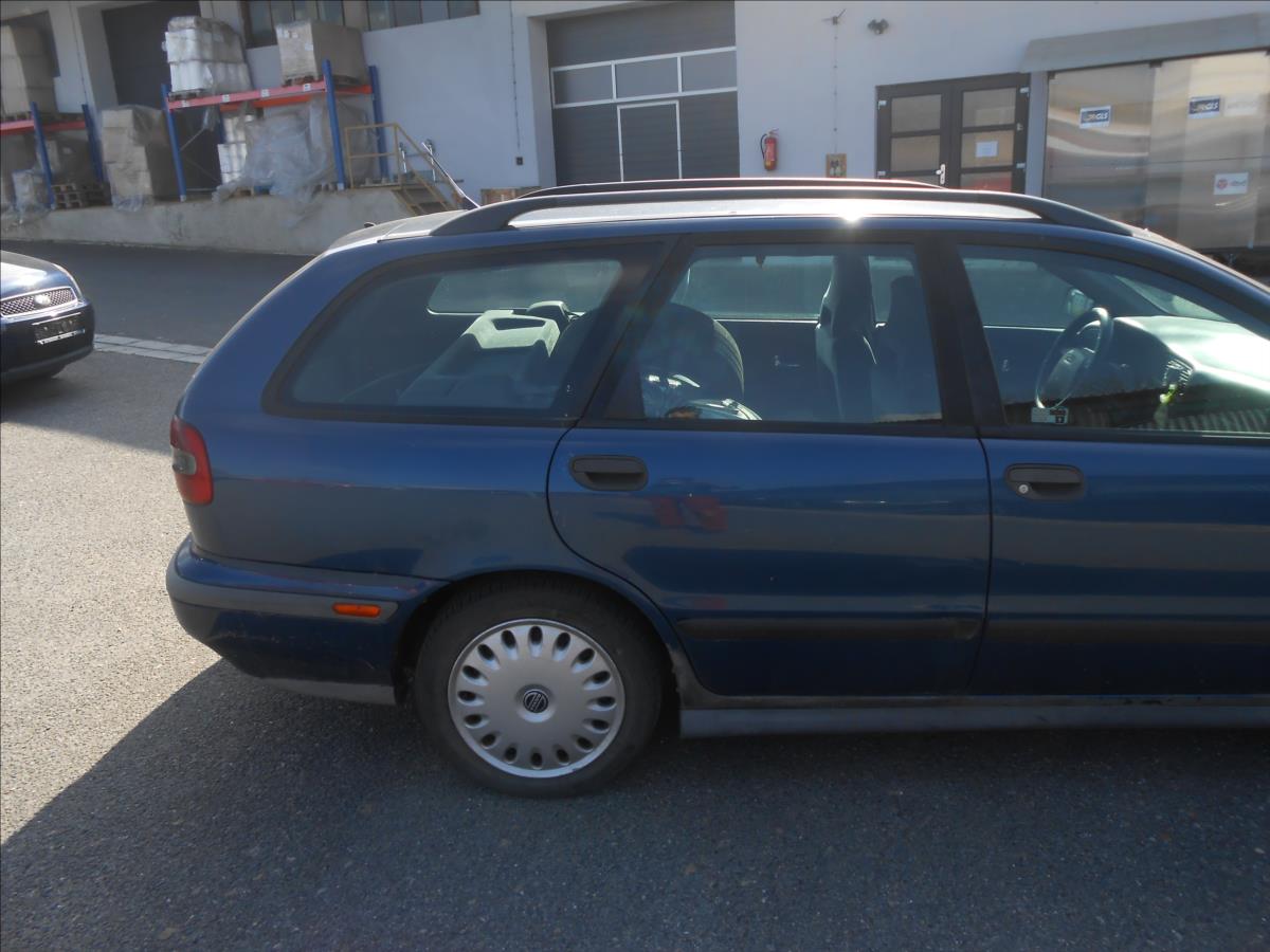 volvo-v40-1-9-d-70kw - 4