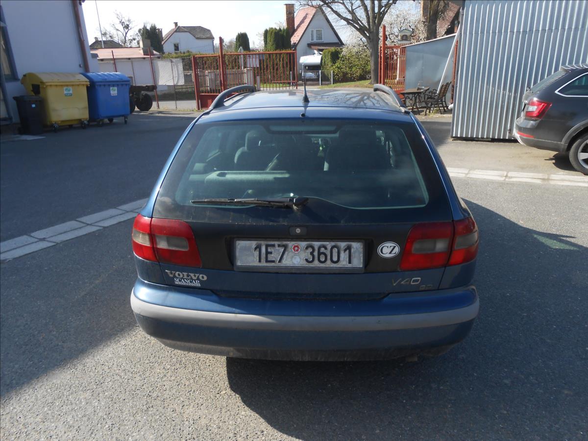 volvo-v40-1-9-d-70kw - 6