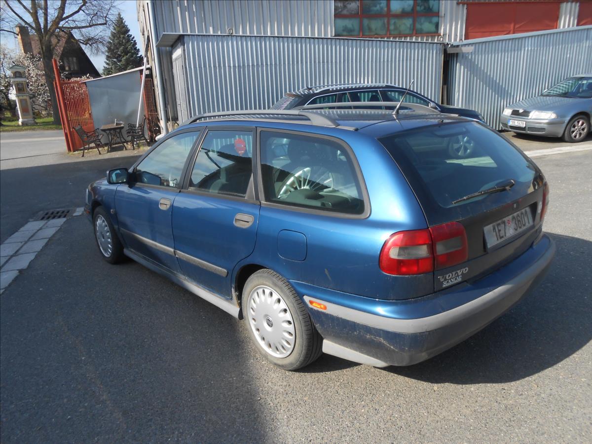 volvo-v40-1-9-d-70kw - 7