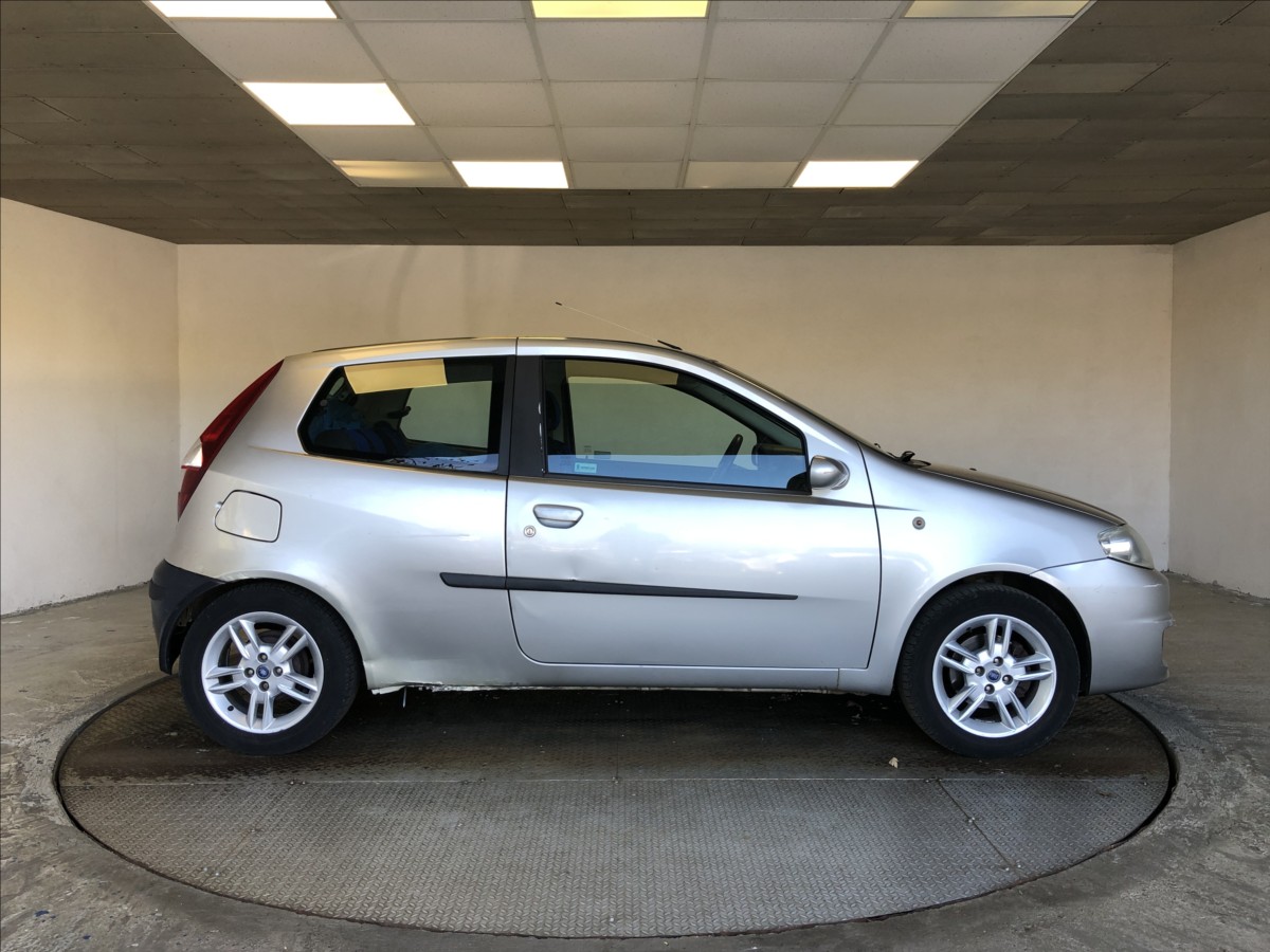 fiat-punto-1-4-16v - 7
