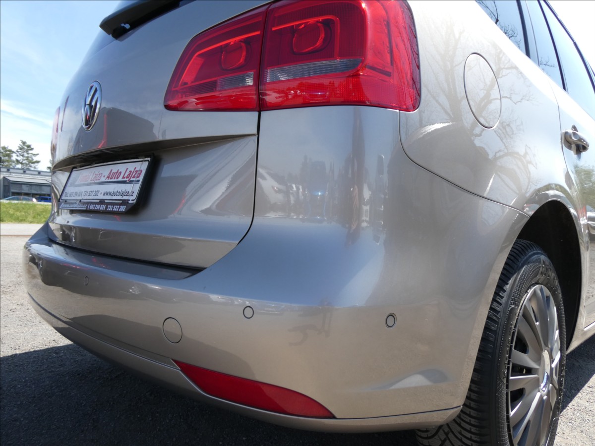 volkswagen-touran-1-6-tdi-life-7-mist-webasto - 9