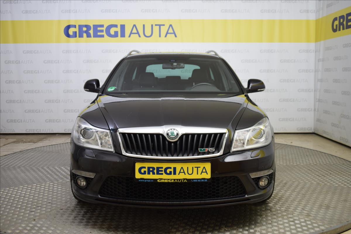 Škoda Octavia 2,0 TDi RS TOP STAV,PR.SERVIS
