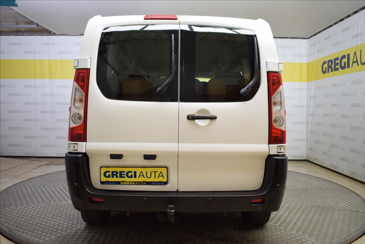 citroen-jumpy-2-0-hdi-8mist-po-servisu - 3