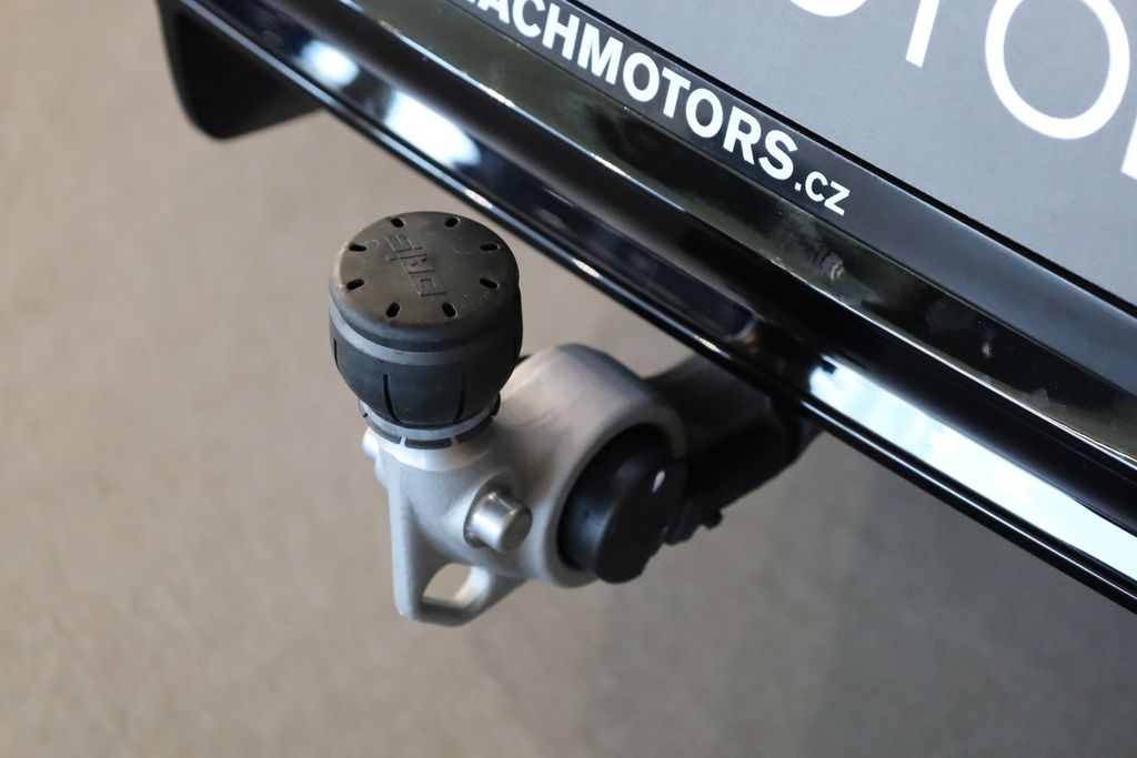 mercedes-benz-4m-kupe-dynamic-plus-tazne - 8