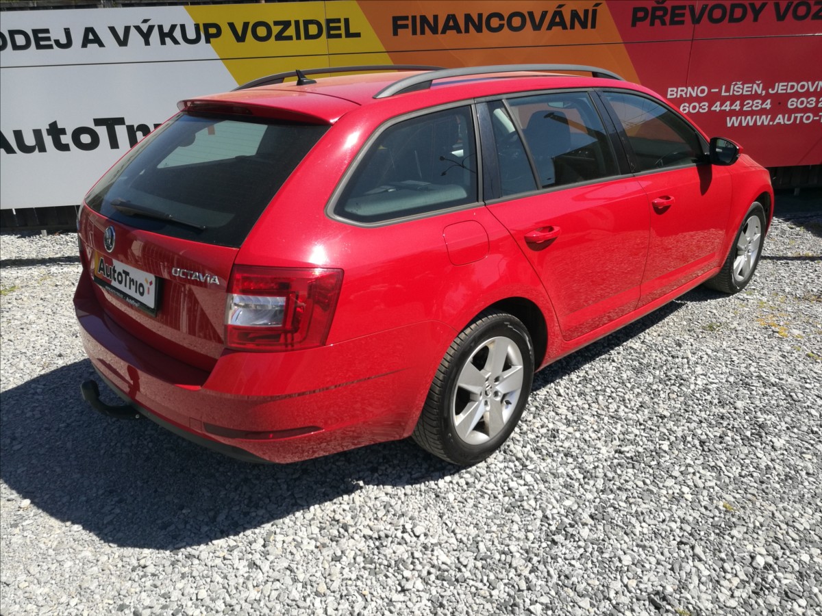 skoda-octavia-1-6-tdi-1-majitel-kombi - 2