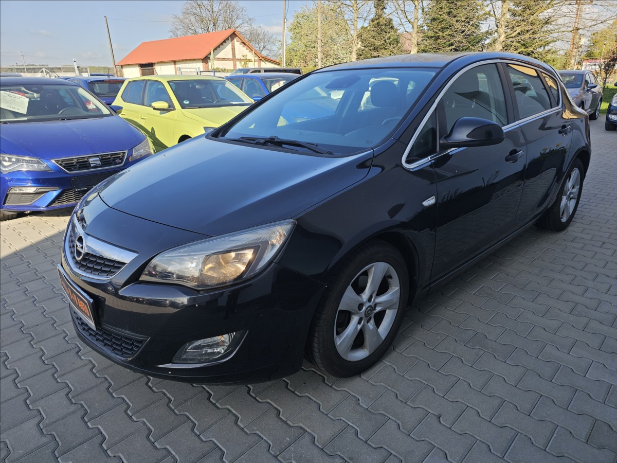 opel-astra-1-6-132kw-sports-tourer-klima - 2