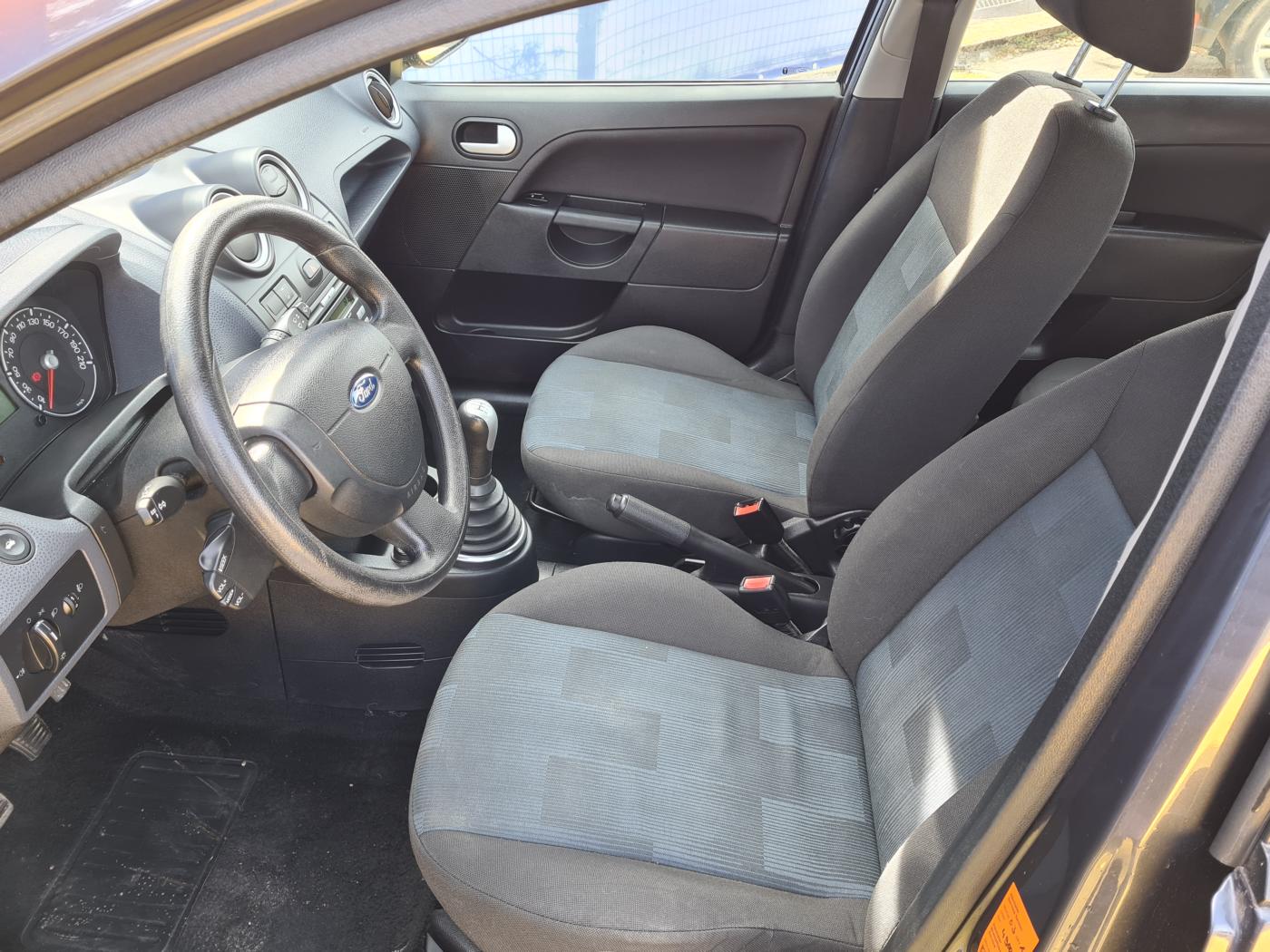 ford-fiesta-1-4-59kw-cross - 6