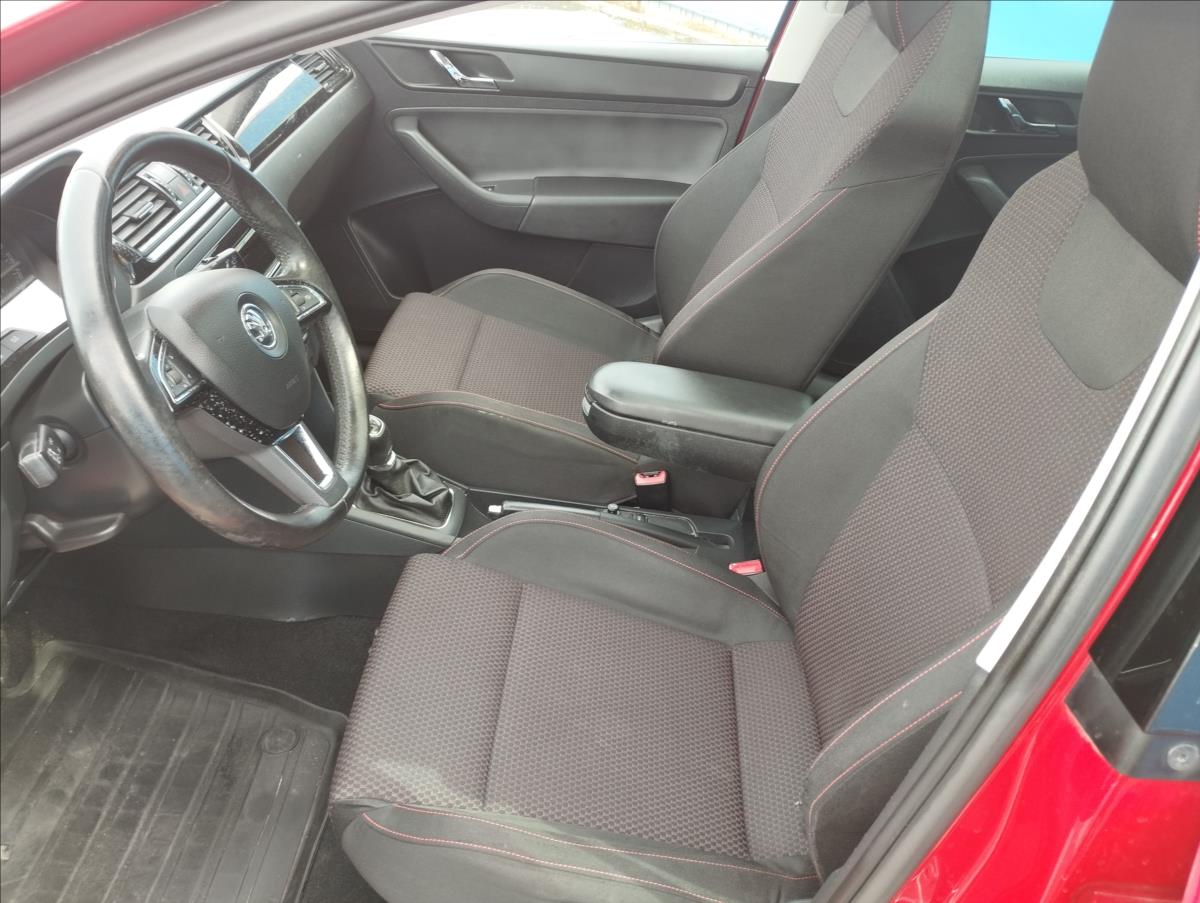 skoda-rapid-1-2-panorama - 6