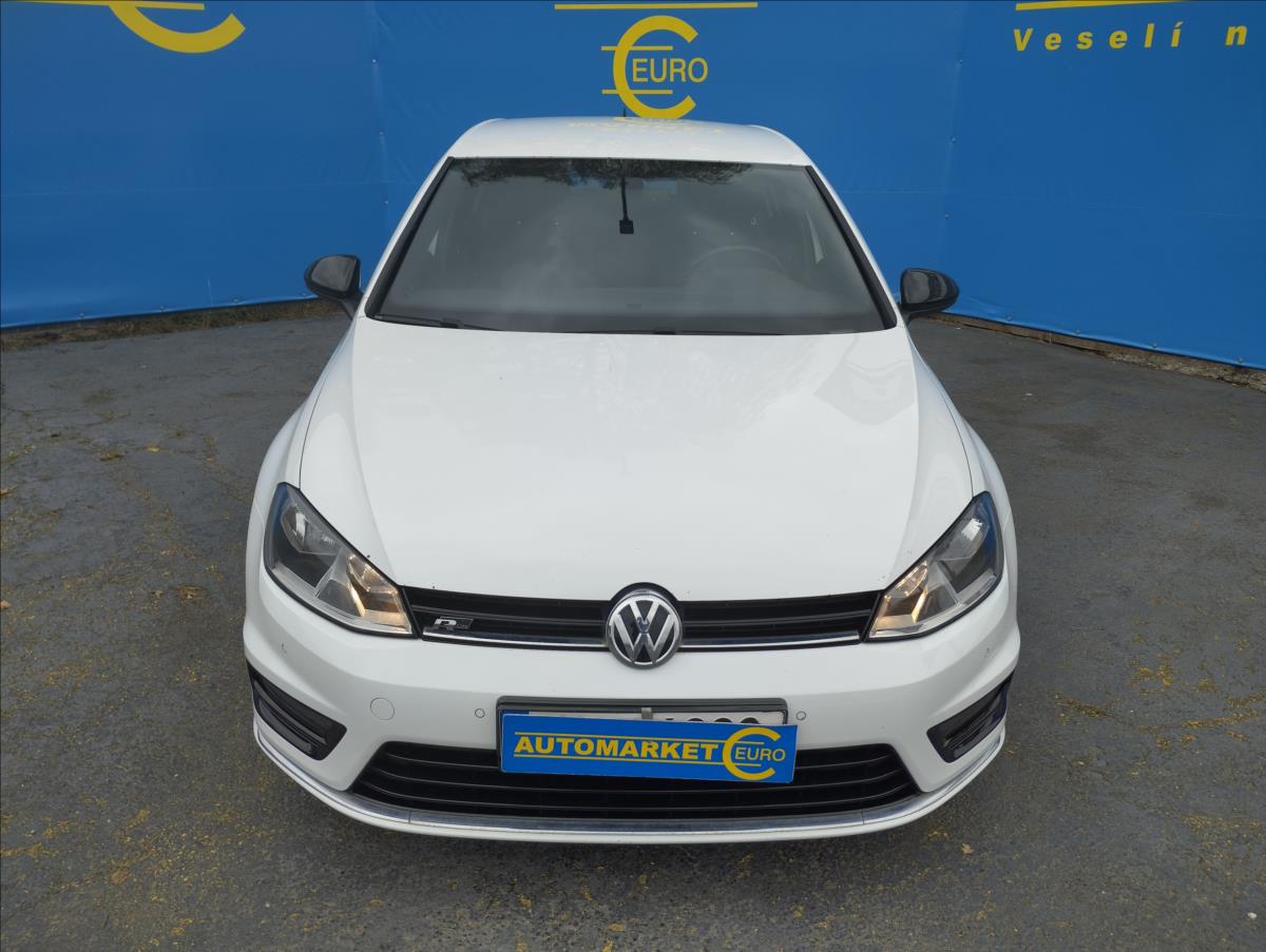 volkswagen-golf-2-0-tdi-110kw-r-line - 1