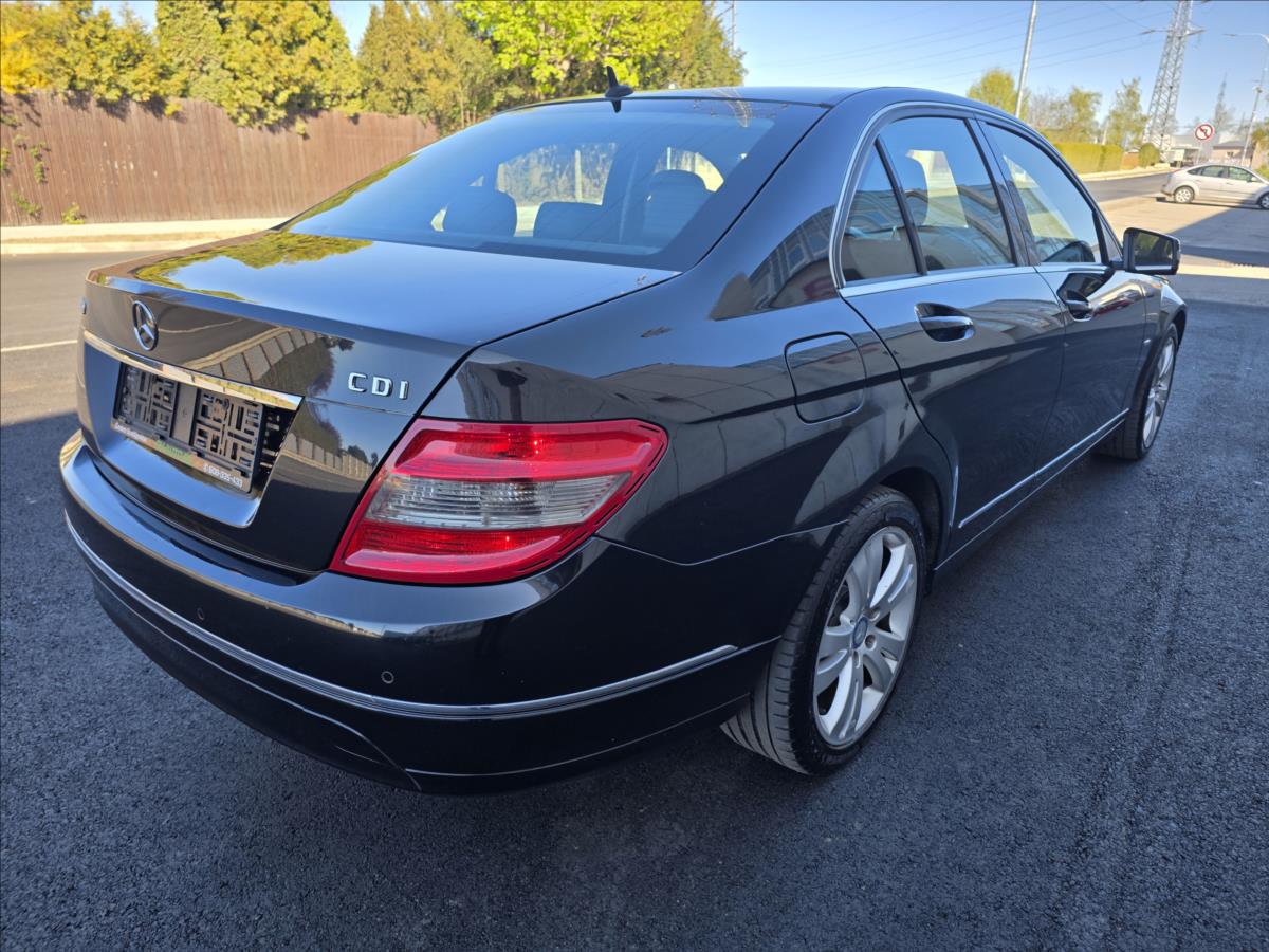 mercedes-benz-tridy-c-2-1-2-2cdi-avantgarde-1-majitel-2-2cdi-avantgarde-1-majitel - 6