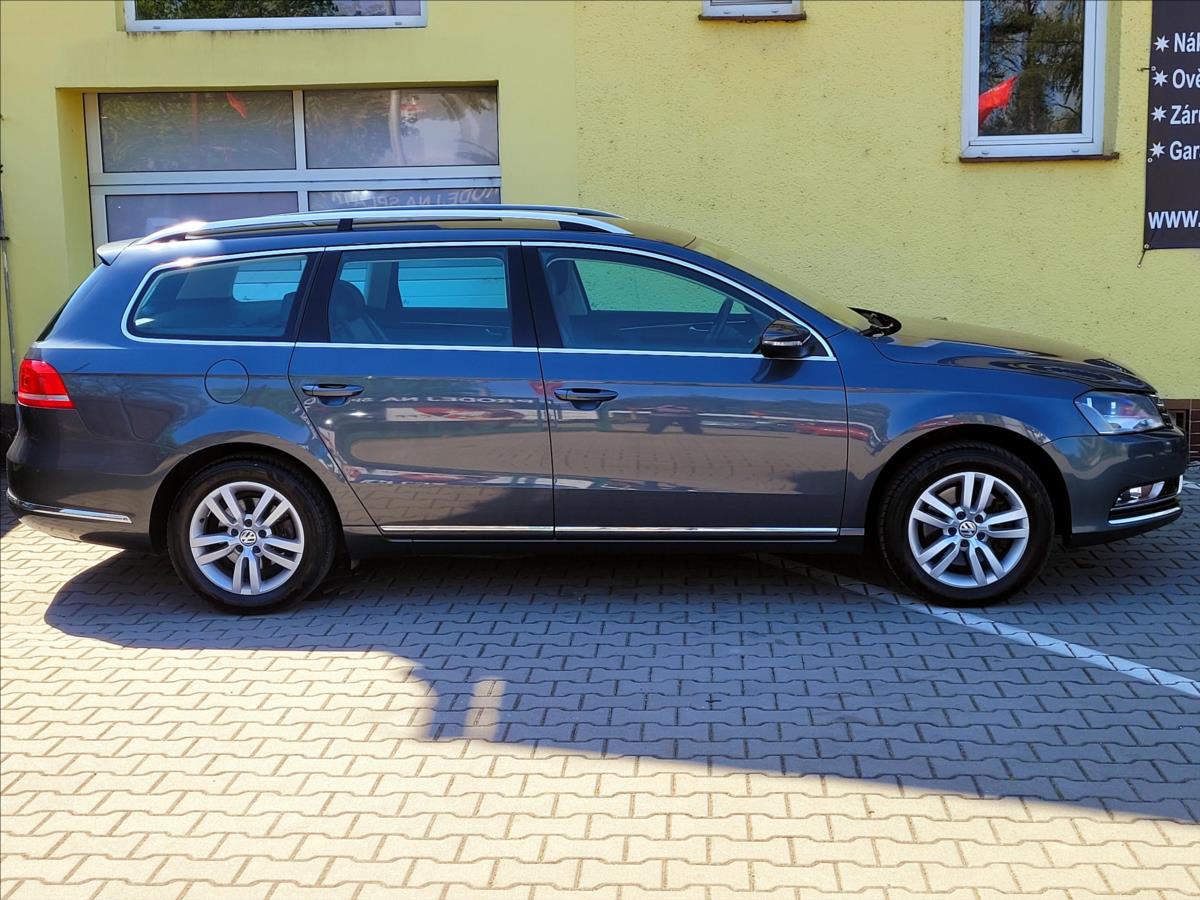 volkswagen-passat-1-4-tsi-highline-malo-najeto - 5