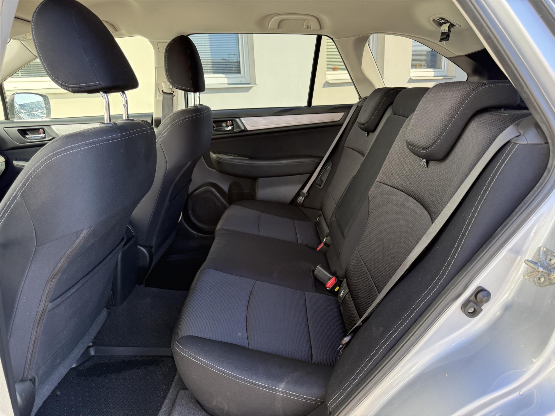 subaru-outback-2-5-comfort - 9
