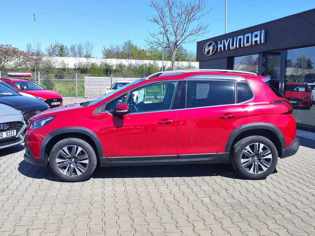 peugeot-2008-1-2-puretech-81kw-allure-eat6 - 7