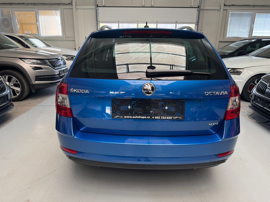 skoda-octavia-combi-2-0-tdi-4x4-dsg-zadano - 4