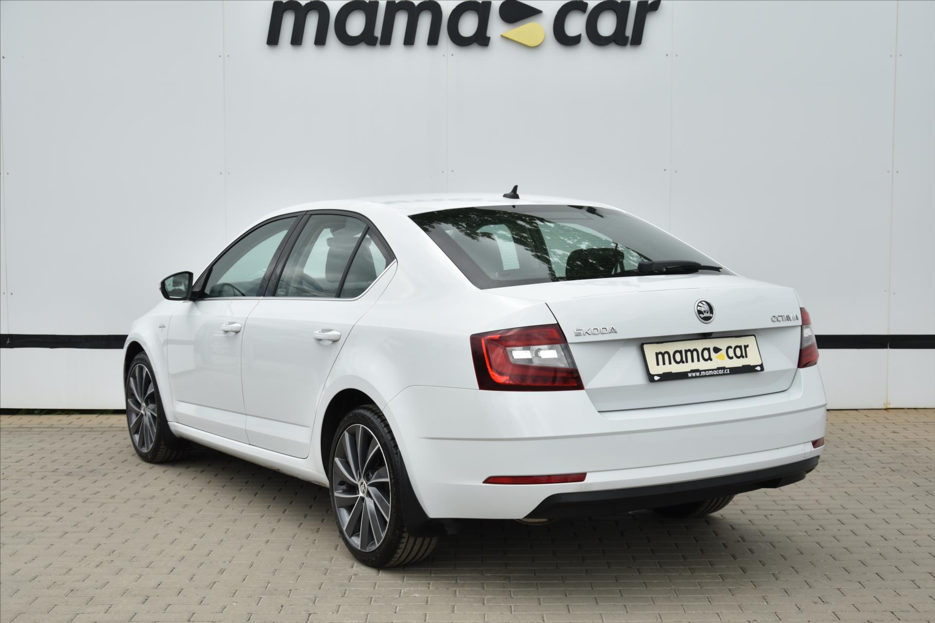 skoda-octavia-1-4-tsi-110kw-dsg-l-k-navi-cr - 4