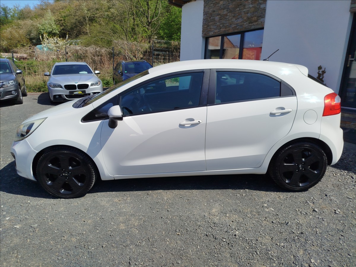 kia-rio-1-4-crdi-66kw-1-majitel - 2