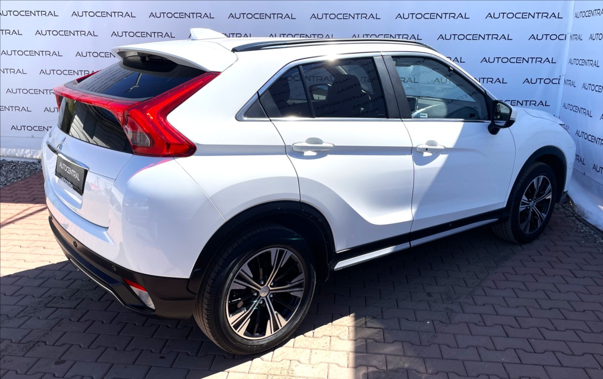 mitsubishi-eclipse-cross-1-5-t-mivec-120kw-intense - 4