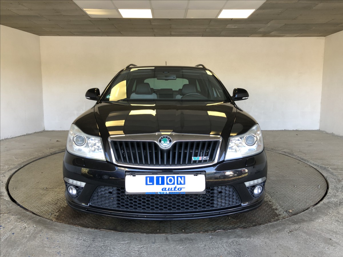 skoda-octavia-2-0-tdi-rs - 1