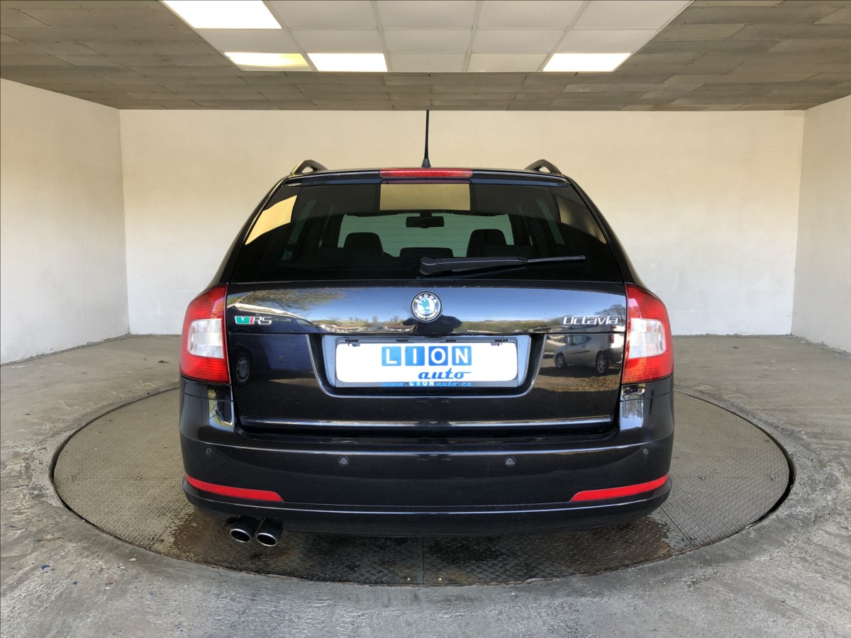 skoda-octavia-2-0-tdi-rs - 5