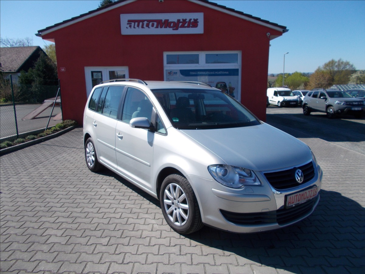 Volkswagen Touran 1,9 TDI WEBASTO NAVIGACE TZ