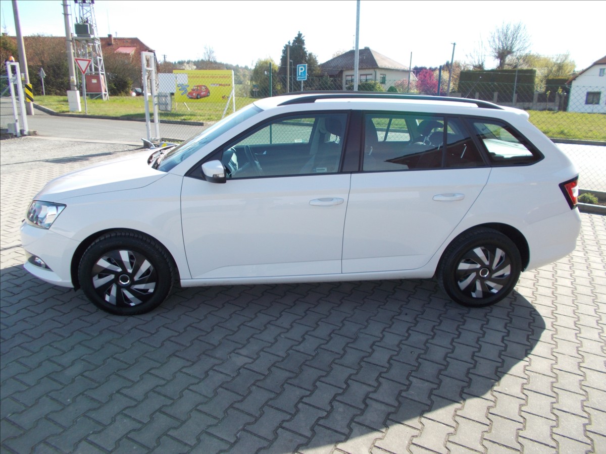 skoda-fabia-1-0-tsi-cr-nova-stk-po-servisu-zaruka-mobility-iii - 4