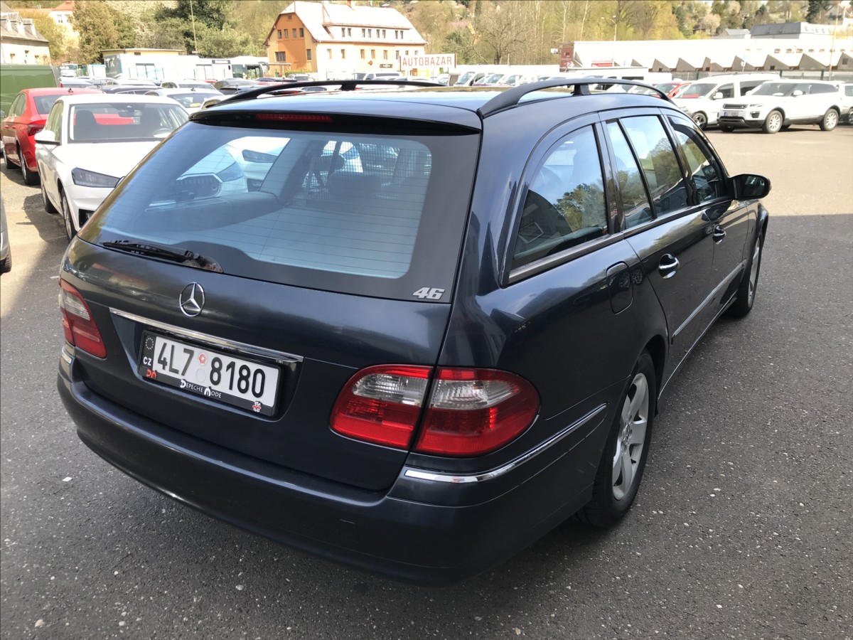 mercedes-benz-tridy-e-3-2-cdi-avantgarde - 4