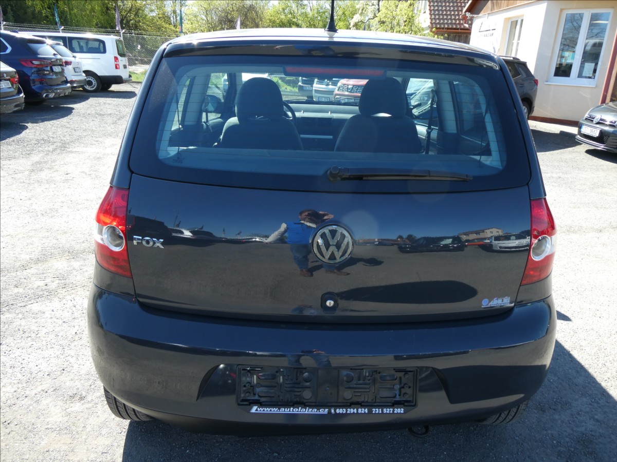 volkswagen-fox-1-2-htp-2xkola-serviska-2-majitel - 7